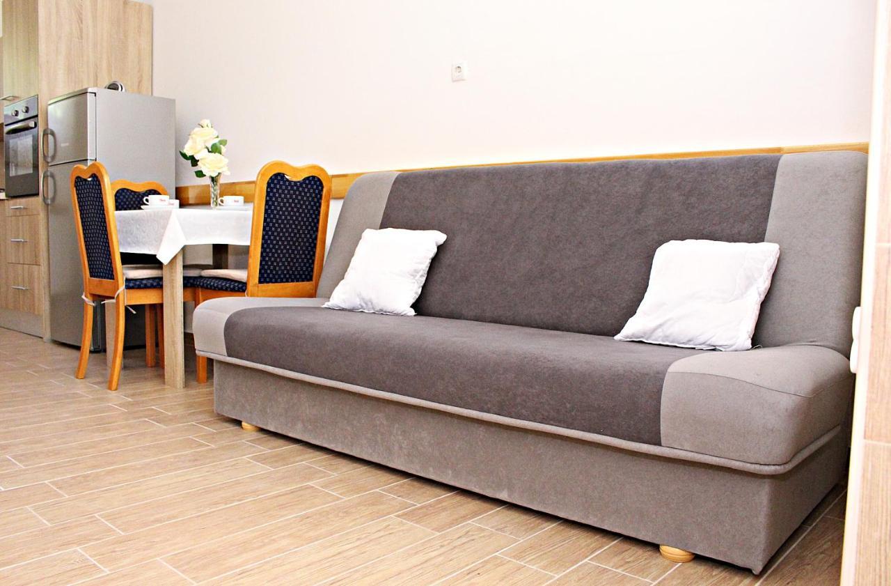 Studio Apartman Zara Zewnętrze zdjęcie